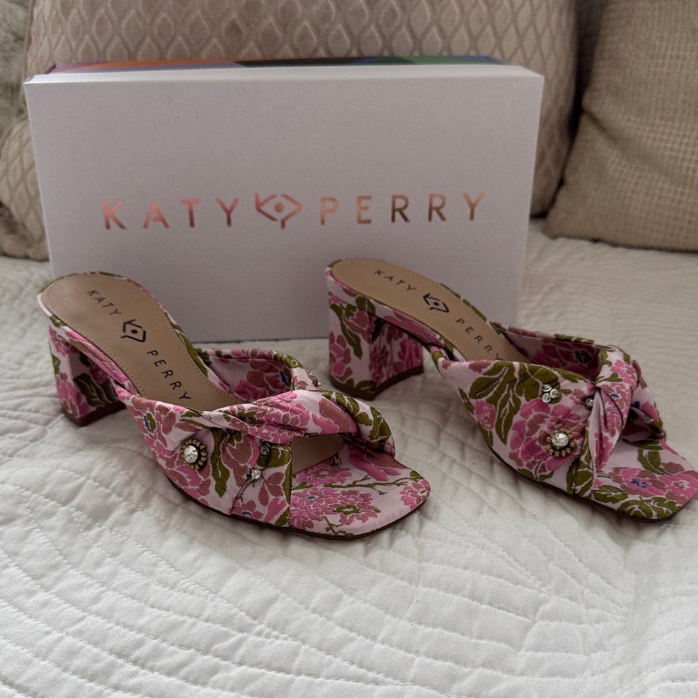 Katy Perry Collections Pink Floral Knot Block Heel Sandals